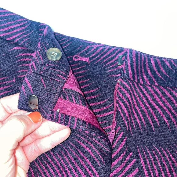 Ann Taylor Women's 4 Pink Navy Palm Leaf Tropical 4" Tailored Chino Shorts - Picture 7 of 10